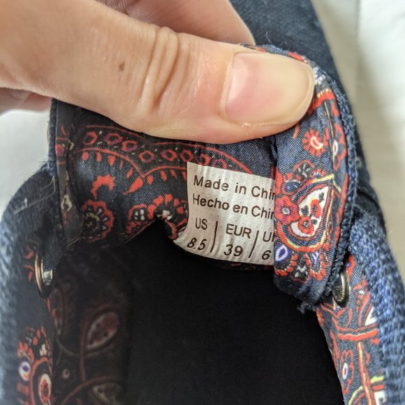 Aldo Canvas Wedges Size 8.5 - Picture 2 of 4